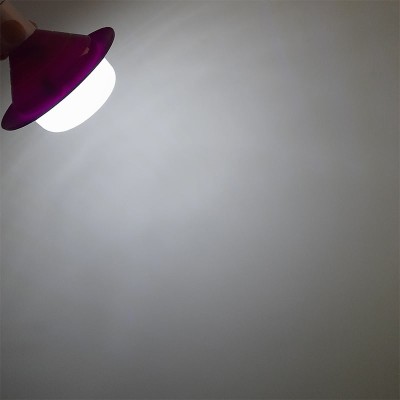 چراغ شارژی خورشیدی اتاقی مدل UFO چراغ شارژی خورشیدی اتاقی مدل UFO