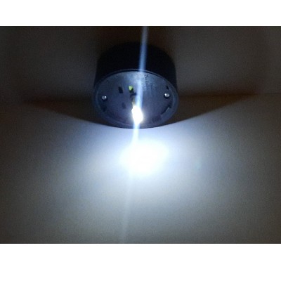 چراغ خورشیدی سولونیکس مدل 8LED چراغ خورشیدی سولونیکس مدل 8LED