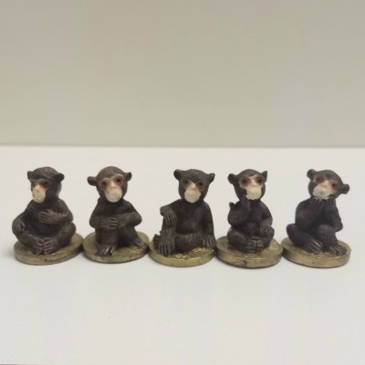 مجسمه پلی استر میمون طرح سکه ای مجموعه 5 عددی مجسمه پلی استر میمون طرح سکه ای مجموعه 5 عددی