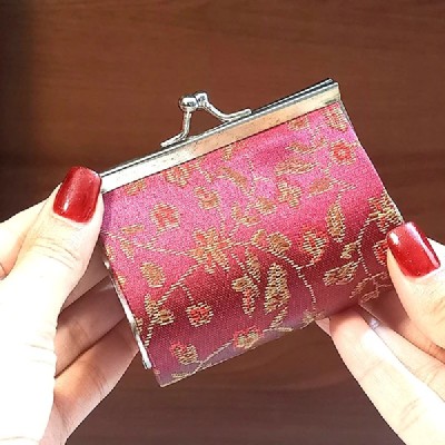 کیف سکه و هندزفری زنانه مدل RD-06 کیف سکه و هندزفری زنانه مدل RD-06