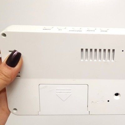 ساعت دیجیتال آینه ای رومیزی واتان مدل DOL-2220 استوک