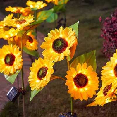 چراغ باغی خورشیدی مدل گل آفتابگردان