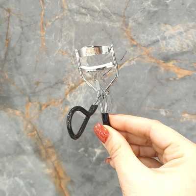 فرمژه سالن زیبایی