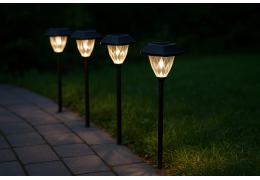 راهنمای جامع نگهداری و تعمیر چراغ خورشیدی: 13نکته طلایی برای افزایش عمر و کارایی